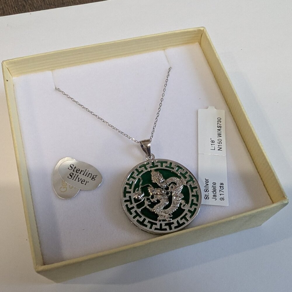 Brand New Silver Jadeite Necklace For Sale